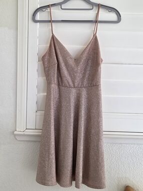 Q USA Rose Gold Shimmer Sparkle Sleeveless
